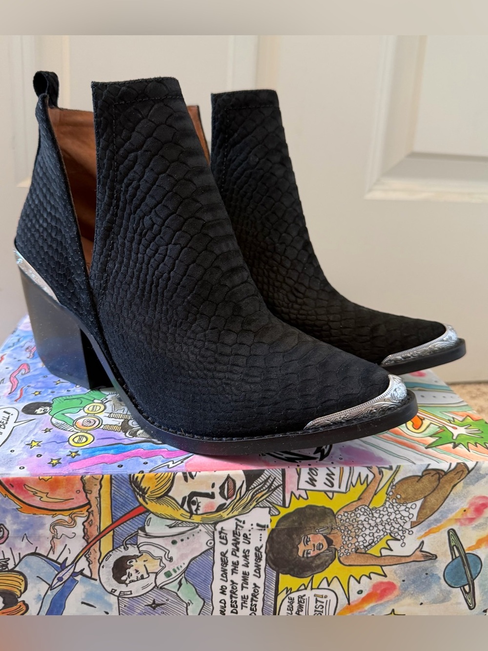 NWB Jeffrey Campbell Cromwell Snake Print Embossed Leather, Black/Silver, Size 8 - Picture 2 of 11